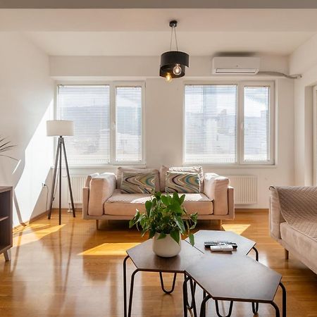 High-End Spacious Apartment Next To City Mall Скопье Экстерьер фото