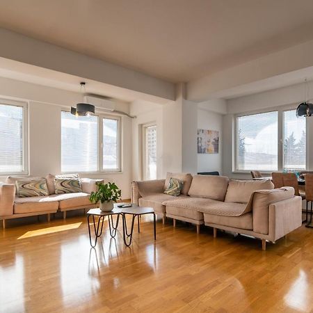 High-End Spacious Apartment Next To City Mall Скопье Экстерьер фото