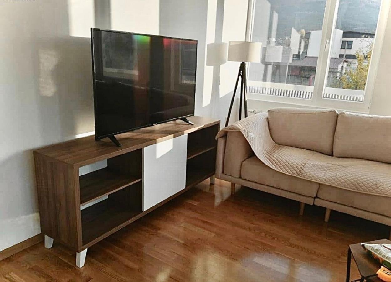 High-End Spacious Apartment Next To City Mall Скопье Экстерьер фото