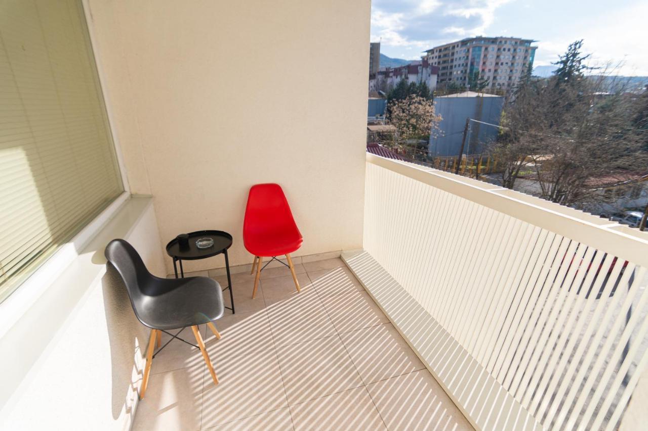 High-End Spacious Apartment Next To City Mall Скопье Экстерьер фото
