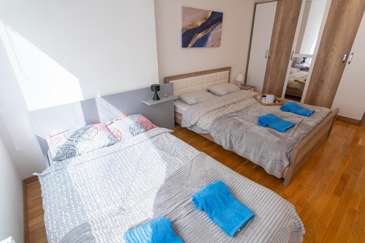 High-End Spacious Apartment Next To City Mall Скопье Экстерьер фото